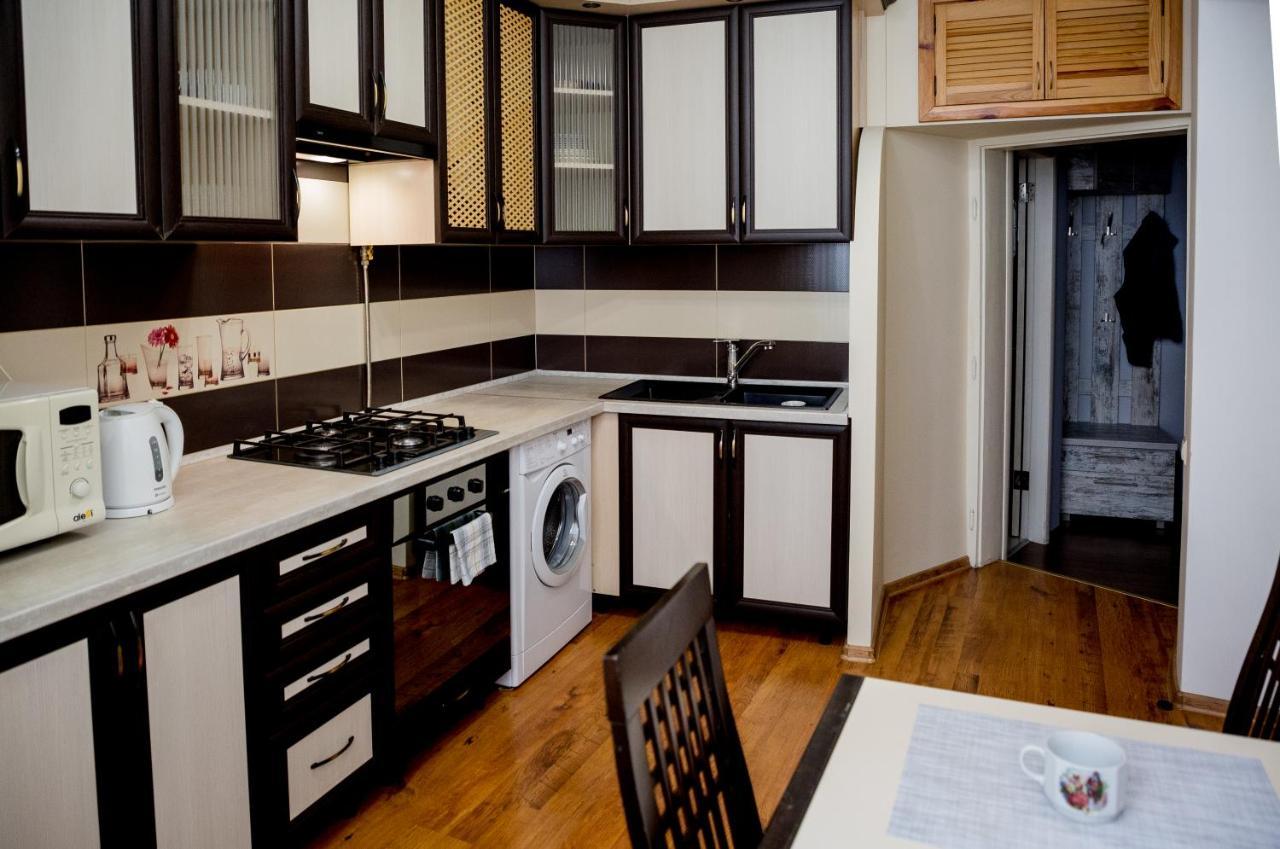 Apartment On Valova Street Lviv Exterior photo