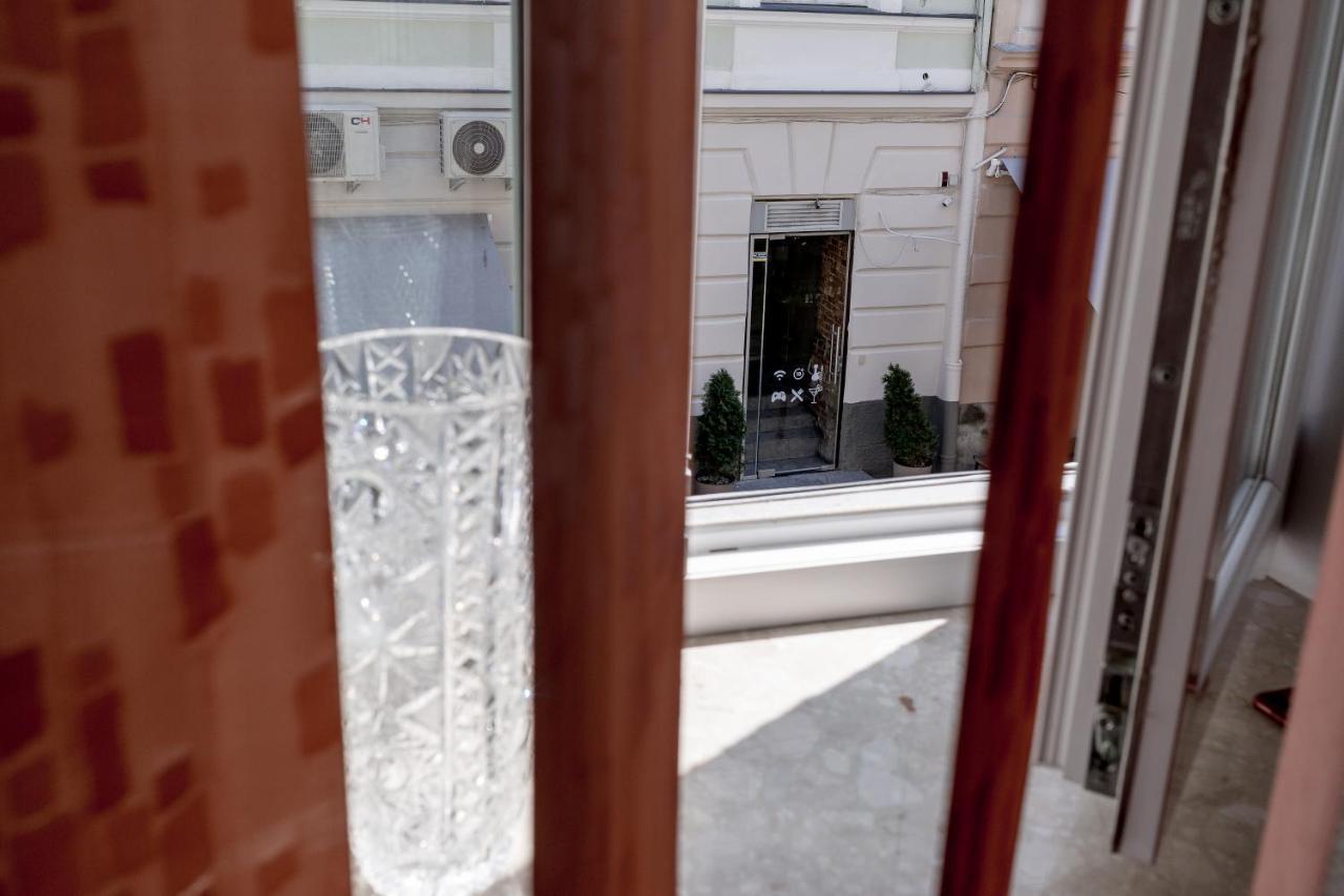Apartment On Valova Street Lviv Exterior photo